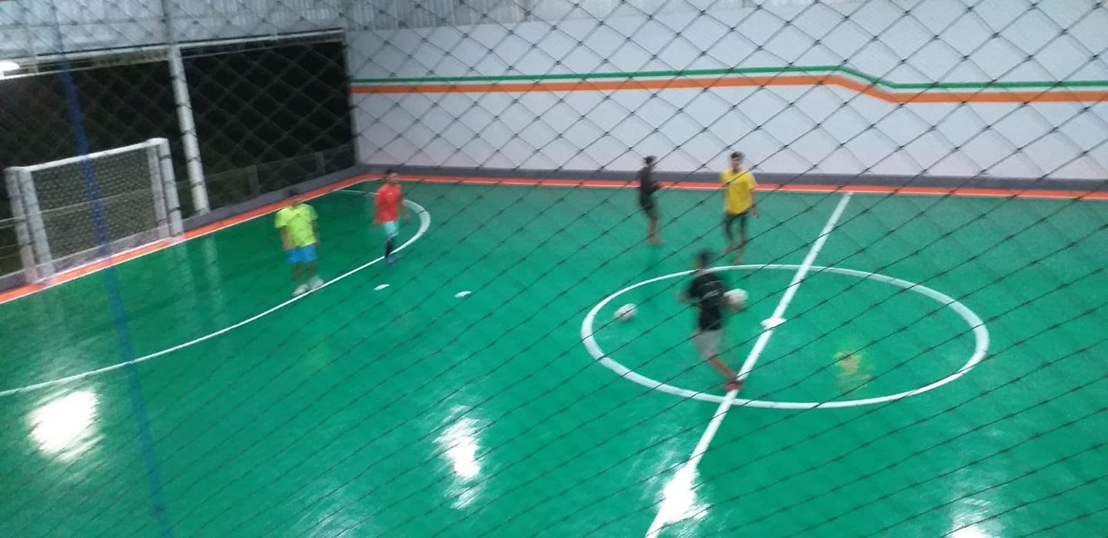 Lantai futsal rumput sintetis berkualitas tinggi