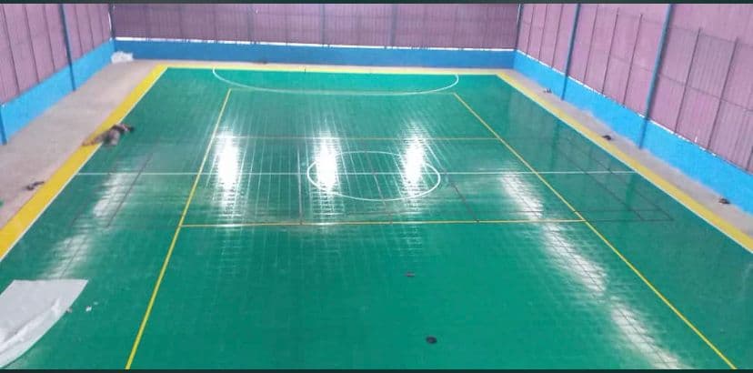 Dokumentasi pemasangan lantai lapangan olahraga H2